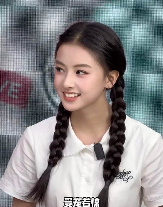 陈钰琪和赵钰琪的名字相似，如何更好地区分她们？