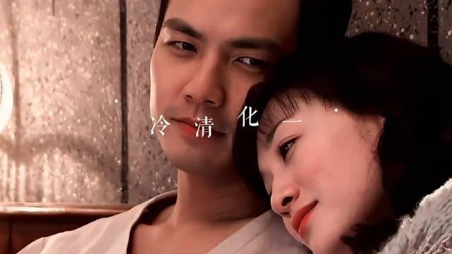 总觉得李小冉钟汉良演这个剧的时候已经是动情了的，不然演不出来这种感觉