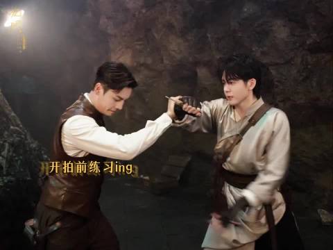 曾舜晞演绎吴老狗灵气十足，九门开播互动火花多