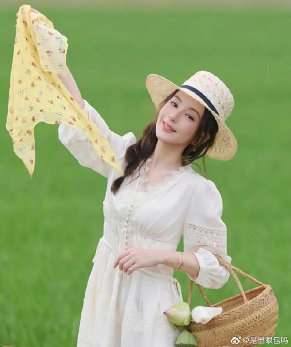 方媛独自带女儿回安徽姥姥家，郭富城为何没有同行？
