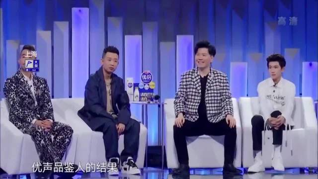 张信哲被全场起哄，再唱《我爱的人》，开口就让人沉醉