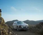攻克阴山极限陡坡，岚图发布自研全地形智能底盘“虎踞”