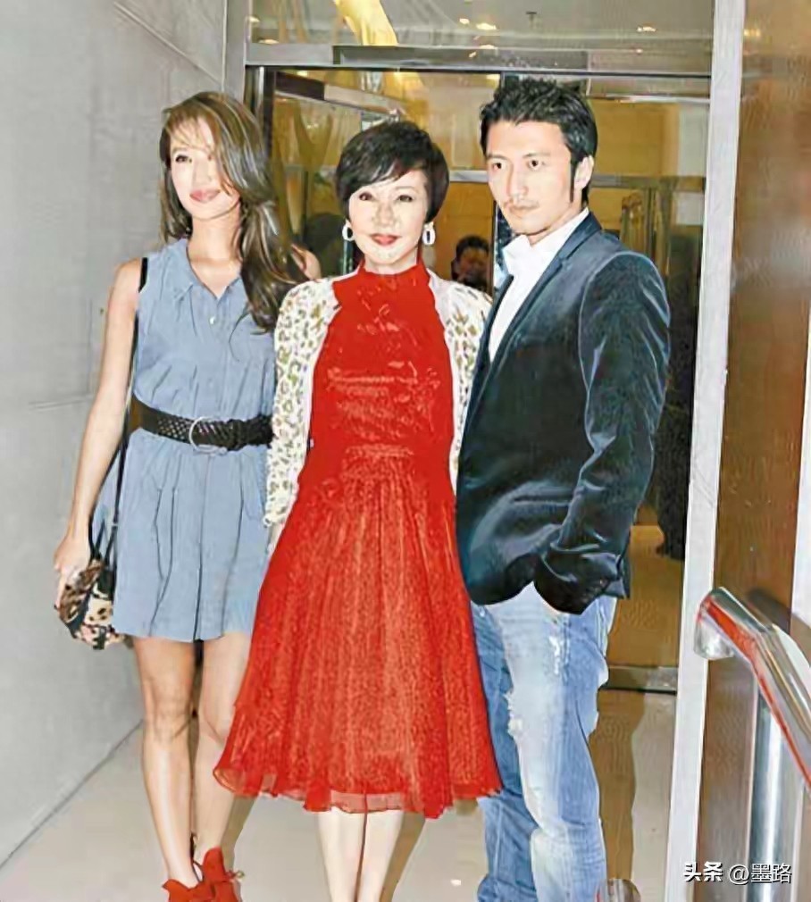 谢贤去世，谢婷婷最大靠山不是狄波拉谢霆锋，而是隐藏43年的她