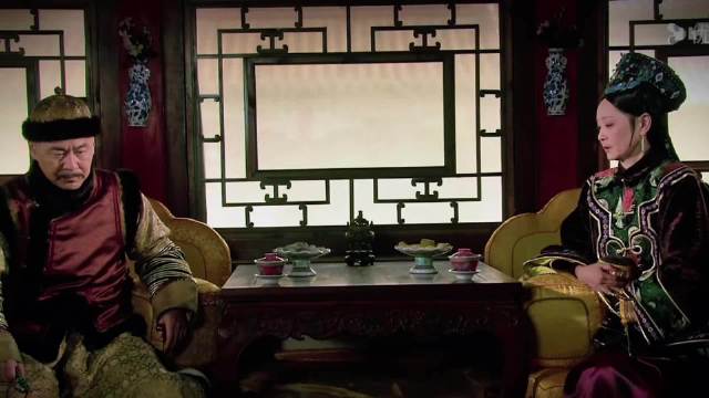 甄嬛传剧情皇帝与太后商议处置曹贵人