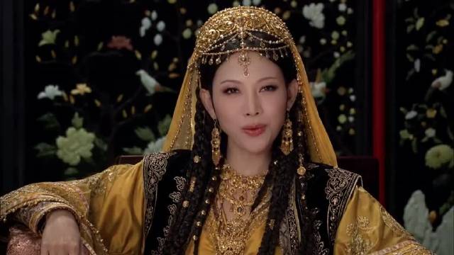 假如后宫时兴维吾尔族装扮 甄嬛传
