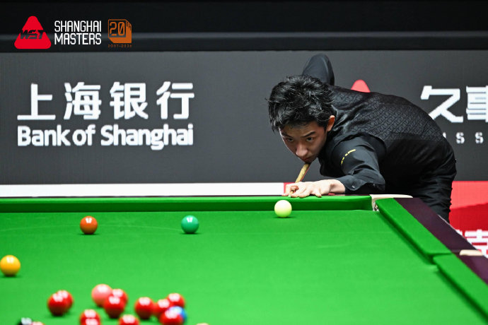 3杆破百仍惜败！吴宜泽6-10特鲁姆普止步四强