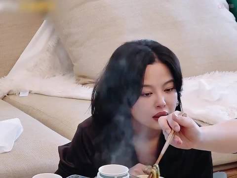 说实话我也有点想看呢 ｜花儿与少年