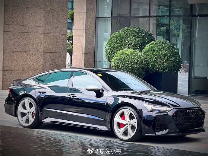 奥迪RS7二手车值得购买吗? 奥迪RS7二手车值得购买吗?