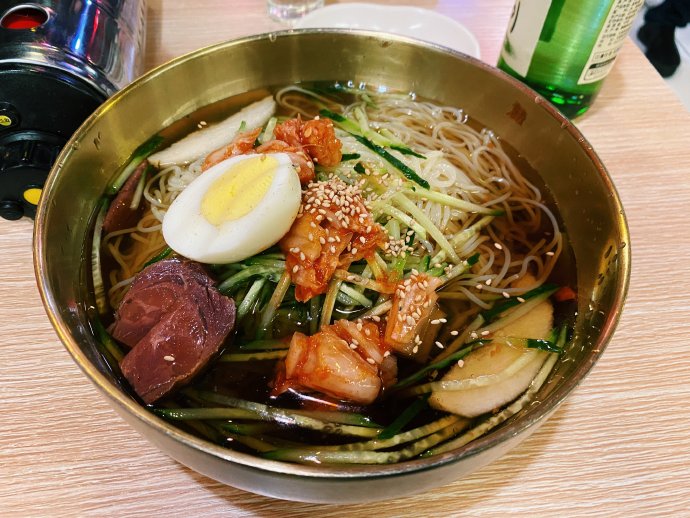 部队锅石锅拌饭韩料小店