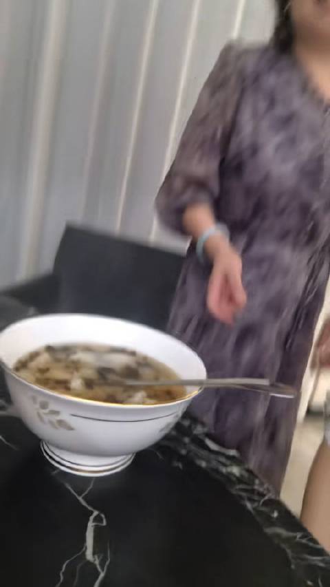 黄雅琼vlog，我也想吃小馄饨 ，真的推荐吃衢州小馄饨