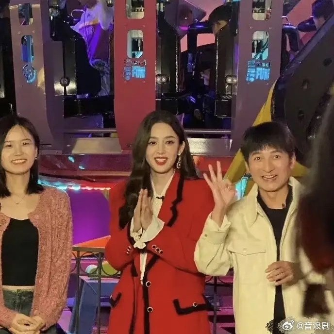 娜扎韩国素颜被偶遇！生图颜值太能打