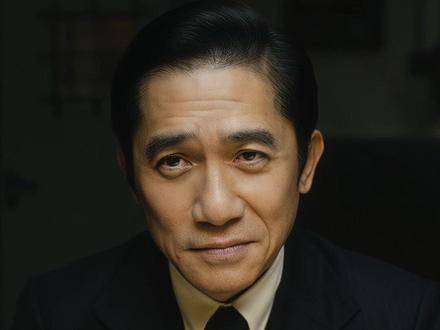 “我生性柔韧，难堪巨变时代的重负”