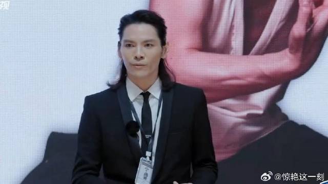 向佐自曝为了演戏 闭关七年练功夫，吴镇宇一脸欲言又止！