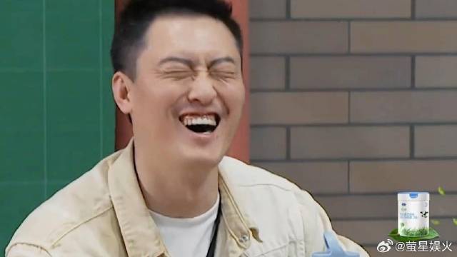 张栋梁被三位队长争抢，向佐开口“威胁”：不来许君聪这揍你！