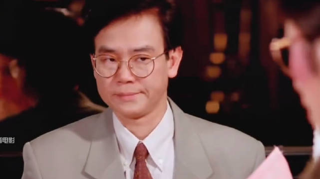 老公出轨被抓包，老婆神操作让全家笑疯
