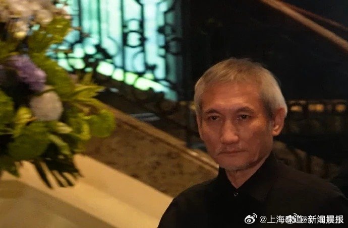 施南生追思会：徐克亲制短片，林青霞等众星含泪送别