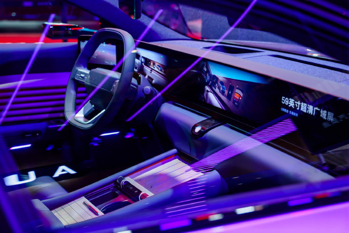 奥迪e5sportback先锋型落地价包含哪些费用？