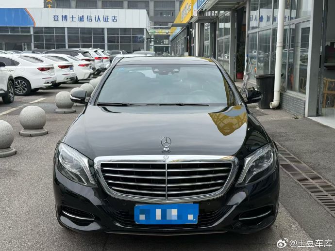 奔驰S级W223的二手车价格走势是怎样的？
