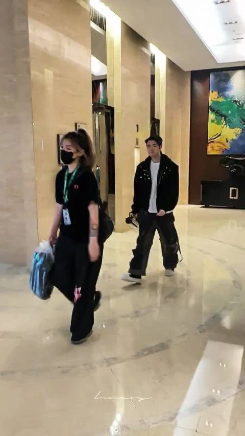小白辉子演绎霸王别姬，说唱巅峰对决2026融合戏曲