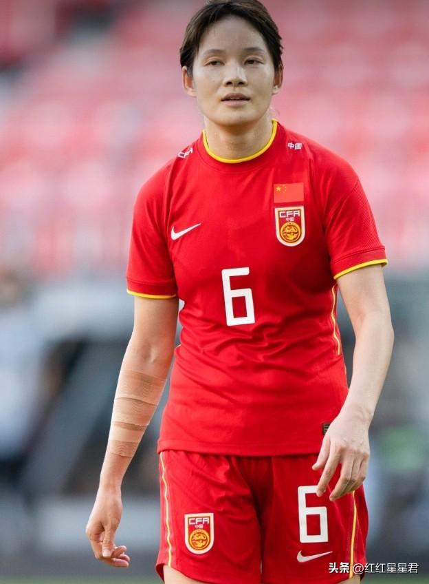 足坛快讯：中国U17男足明天对阵阿森纳，名将张馨加盟辽宁女足！