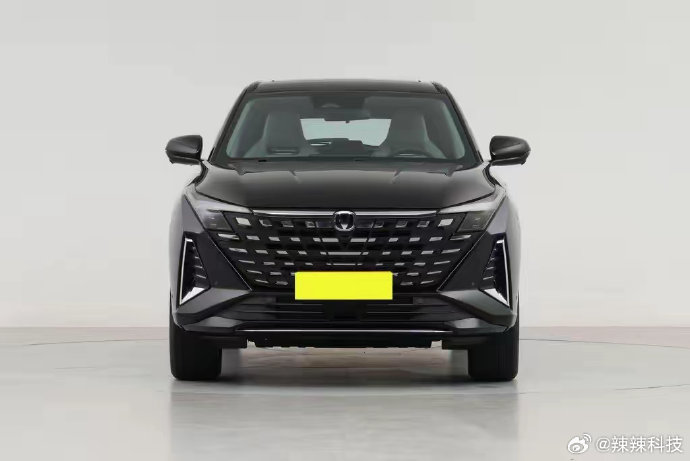 10-15万插混车，长安UNI-Z和宋Pro DM-i谁更值得买？