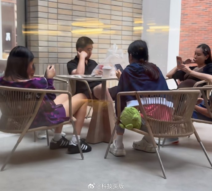 理想CEO李想目前已有几个孩子？