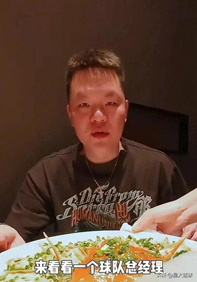 杜锋朱芳雨离队，广东球迷为啥没人挽留？十一冠功勋落得如此结局
