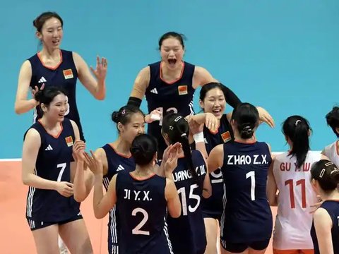 赵勇等到！恭喜赖亚文！女排2核心回归，已抵达北京，亚锦赛稳了
