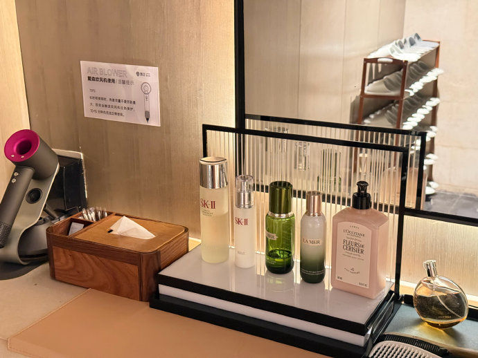 足疗店有包间的 足疗店有包间的