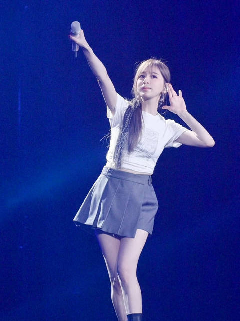 2.0南京站Day2限定彩蛋 《如果月亮会说话》把月光都洒下 @王心凌