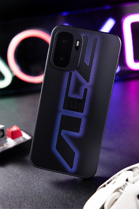 一加Ace6至尊版手机的机身材质是什么? 一加Ace6至尊版手机的机身材质是什么?