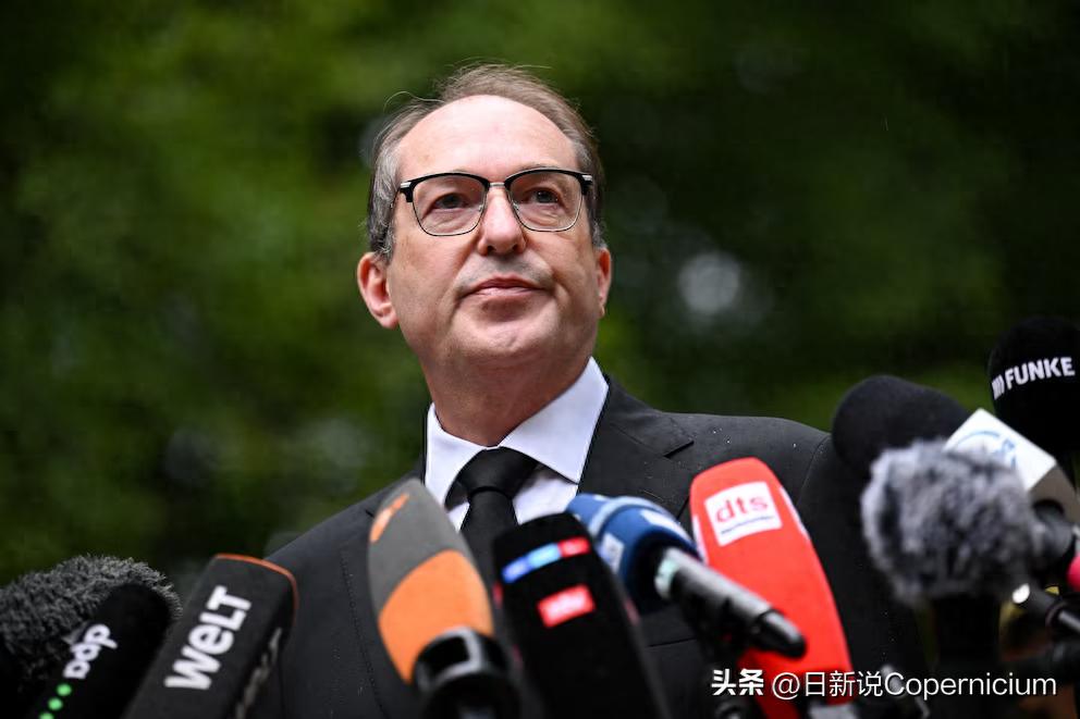 2小时危机！德国机场现无人机炸弹，北约发声，目标竟是乌克兰？