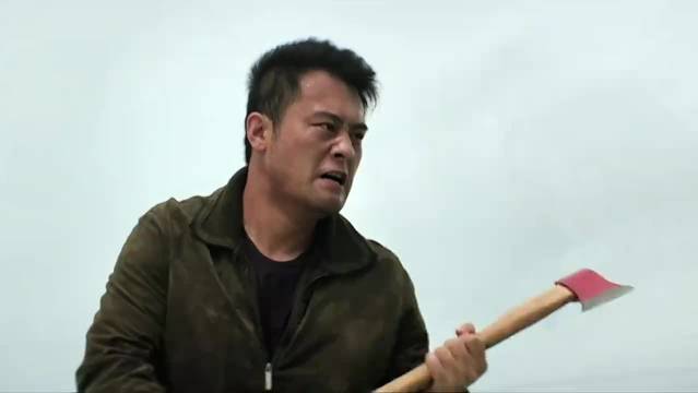 影片《烈日灼心》便衣百米高空追击，这镜头让人看了都腿软！