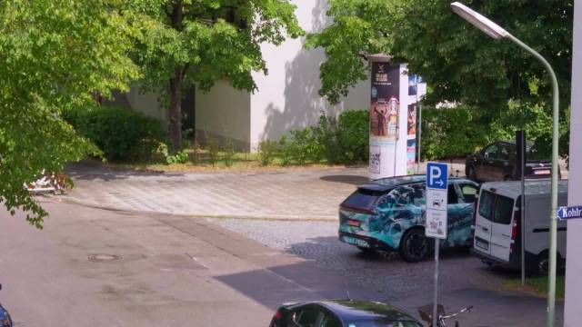 何小鹏慕尼黑路测G9L，挑战比利时路展现大车身小车感