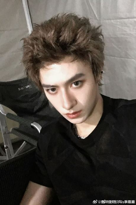 《一路向海的少年》里倪萍是如何宠爱朱志鑫的？