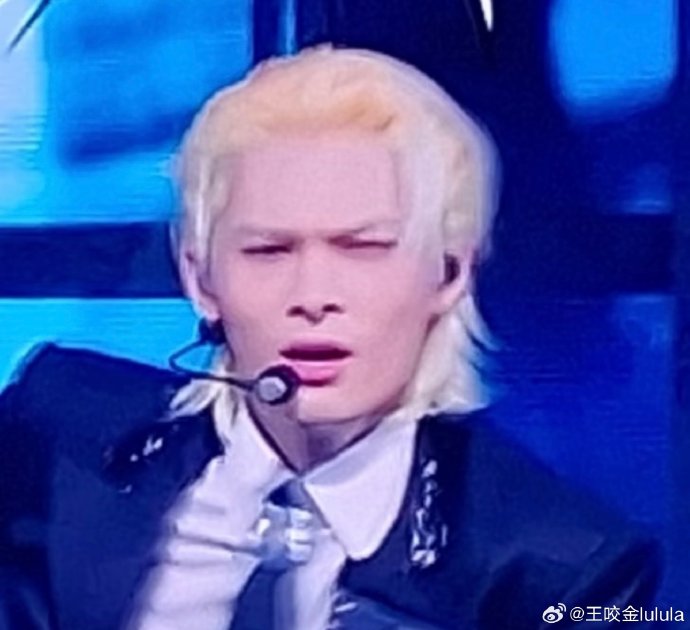 西村力签售视频事件中偶像发言是否该为网暴负责? 西村力签售视频事件中偶像发言是否该为网暴负责?
