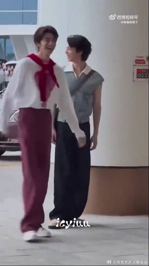 黄明昊李小冉孙怡唐艺昕周翊然阵容，下周五开播