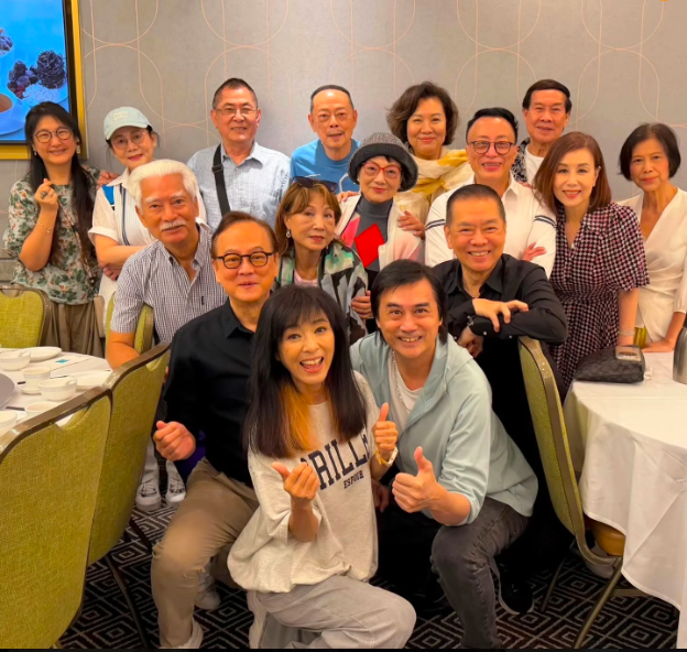 香港佳艺电视停播48年，一班老戏骨再聚首，米雪文雪儿被赞冻龄