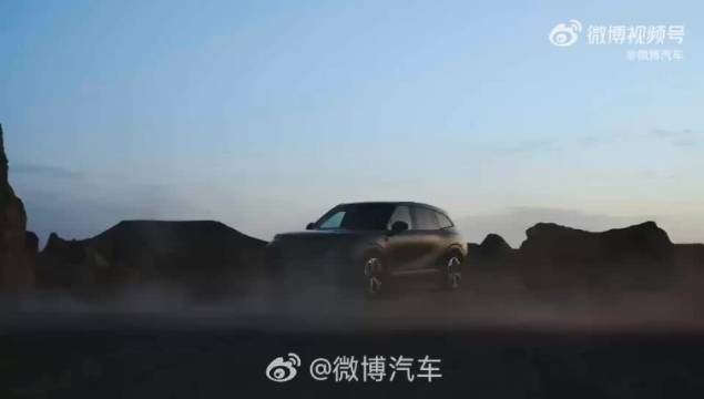 何小鹏带队全球顶级媒体路测小鹏G9L