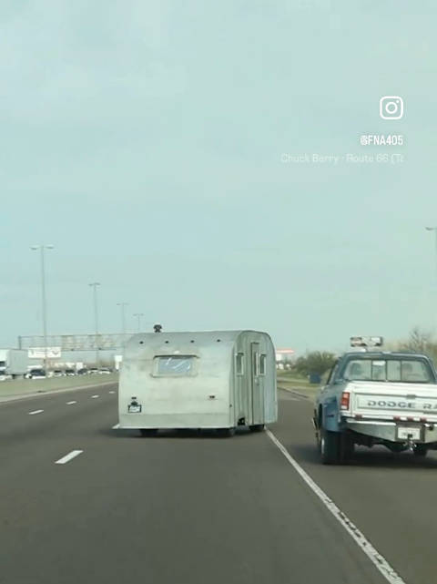 高速房车，这太恶搞了，哈哈哈