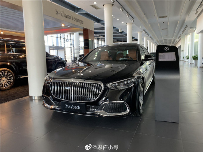 奔驰S级迈巴赫2026款落地价多少钱？