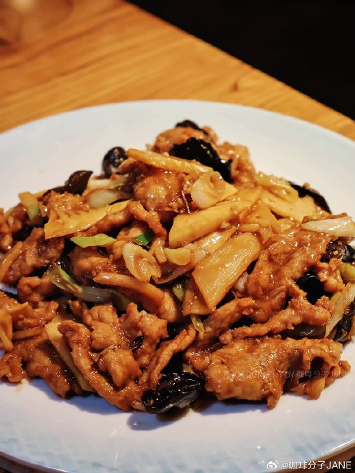 去山西避暑旅游有哪些特色美食？