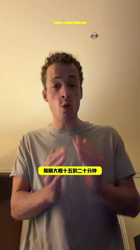 看蜘蛛侠被前排大哥手机亮光闪瞎，影院礼仪何在