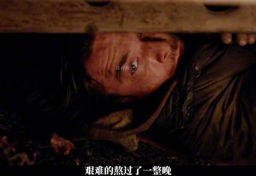 男子为救妻深夜潜入匪车割钥匙