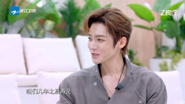 侯明昊回应杨丞琳恋爱话题