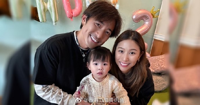 叶倩文与林子祥前妻吴正元如何做到和睦同框？