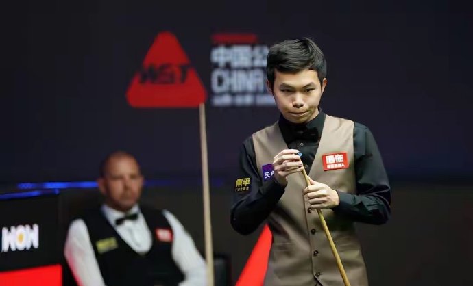 刘宏宇击败霍金斯后，下一轮对阵谁？