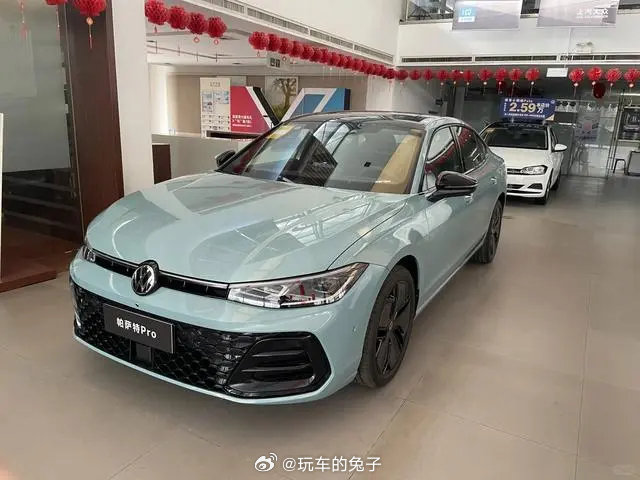 帕萨特b8 380龙腾版的落地价是多少？