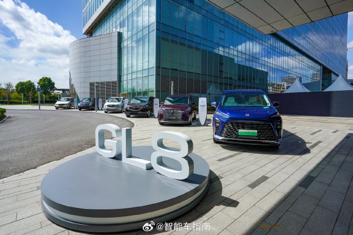 别克gl8世纪的车内空间表现如何？