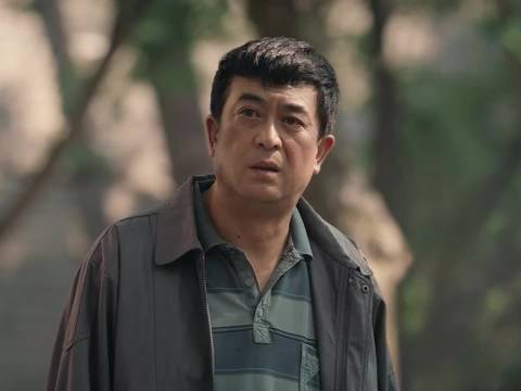 老舅这个眼神简直太好哭了 心疼不忍，替她委屈，很有层次！ 张嘉益‖秦海璐